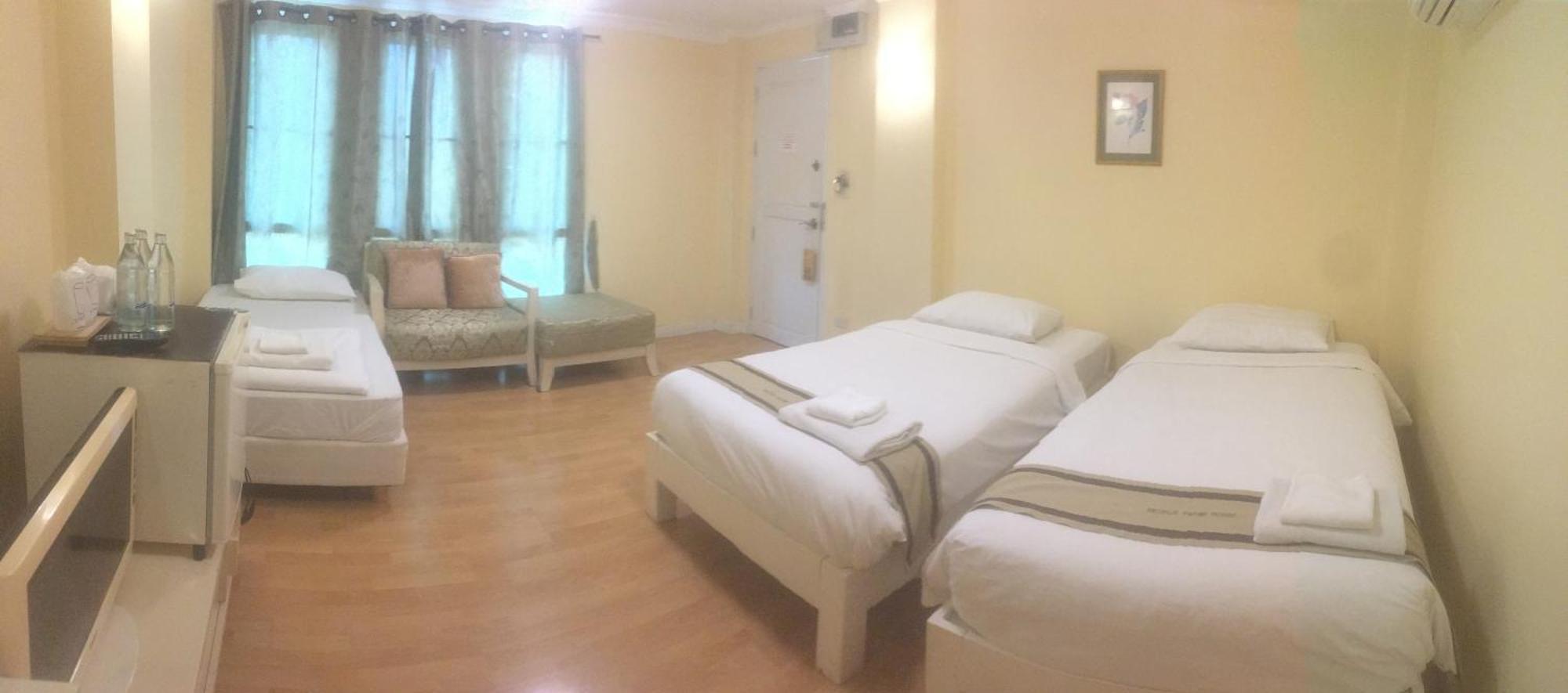 Triple Palms House 호텔 치앙마이 외부 사진
